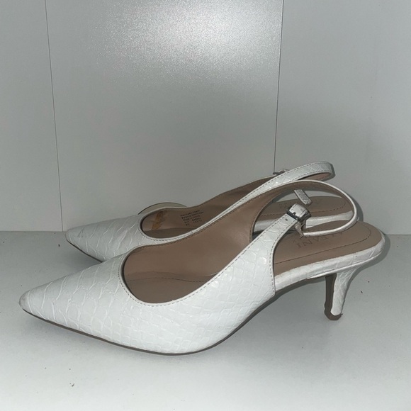 White pointed toe heels slingback heels kitten heels snakeskin heels - Picture 5 of 10